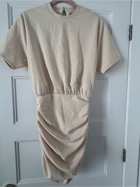 Abercrombie & Fitch Cream Short-Sleeve Ruched Waist Dress